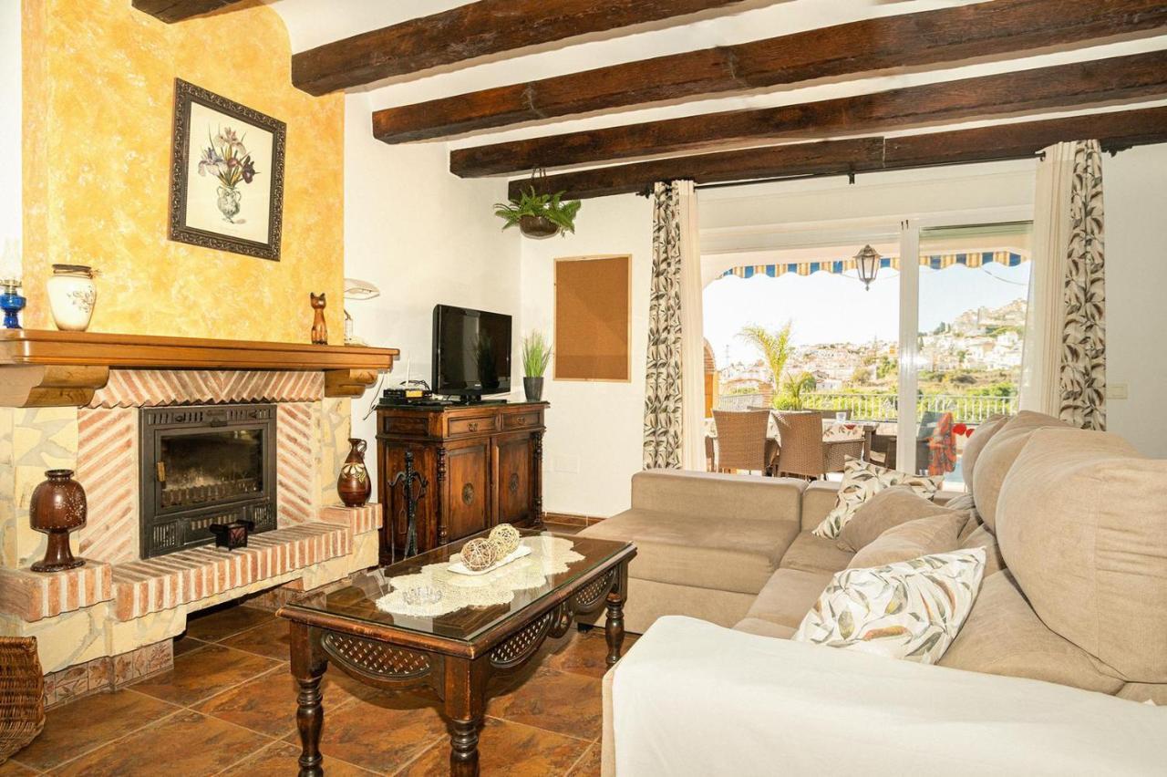 Villa Triana Nerja Esterno foto